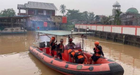 Hilang Saat KM Eka Prima Melaut, ABK Berusia 21 Tahun Ditemukan pada Hari Ketiga Pencarian