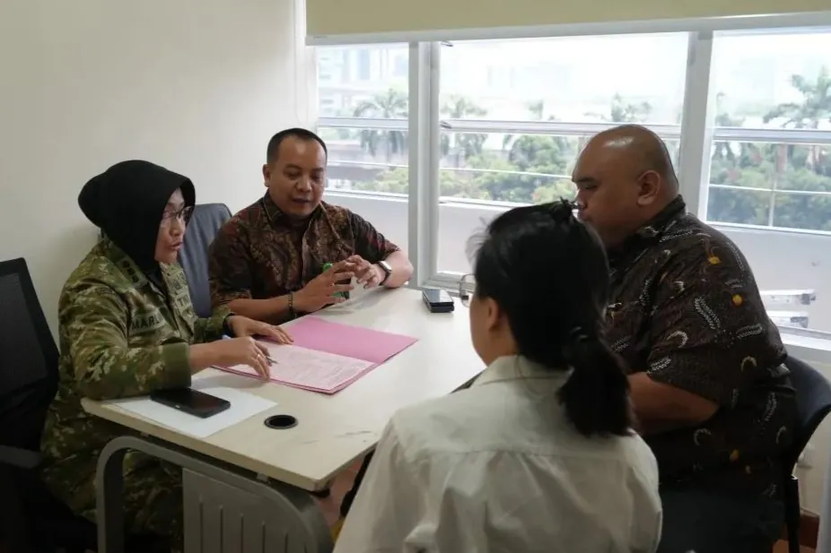 Kejagung Serahkan Lima Tersangka Kasus Motor Listrik BGN ke JPU, Kerugian Negara Rp863 Miliar