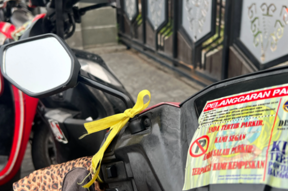 Trotoar Jalan Ahmad Yani Pontianak Masih Jadi Tempat Parkir Kendaraan saat Car Free Day