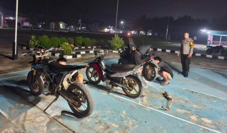 Tiga Motor Berknalpot Bising Ditemukan dalam Penertiban Malam di Meliau