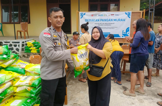 Beras SPHP Dijual Rp60 Ribu per Lima Kilogram di Beduai Sanggau, Warga Serbu GPM