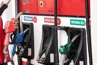 Harga Minyak Melonjak, Wamenkeu Pastikan BBM Subsidi Tak Naik