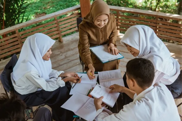 Tunjangan Guru Non-ASN Tertunda Empat Bulan, PGRI Minta Kemendikdasmen Bertindak