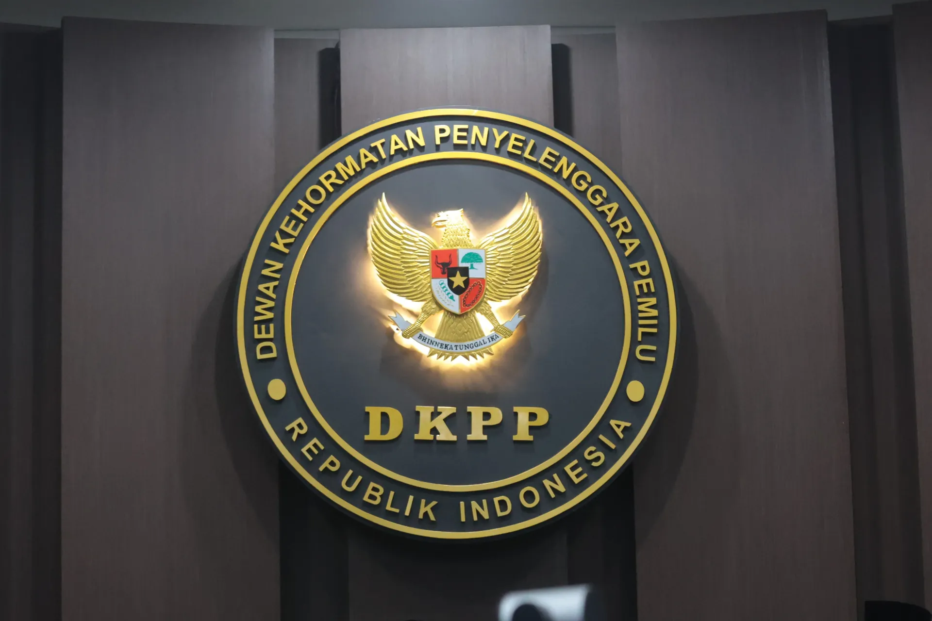 DKPP Terima Lima Aduan Dugaan Pelanggaran Etik KPU Terkait Ijazah Gibran