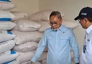 Menko Pangan: Koperasi Desa Salurkan Beras Subsidi Rp12.500 per Kilogram
