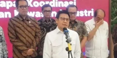 Pemerintah Gandeng Pelaku Industri Salurkan Masker dan Air Bersih bagi Korban Karhutla