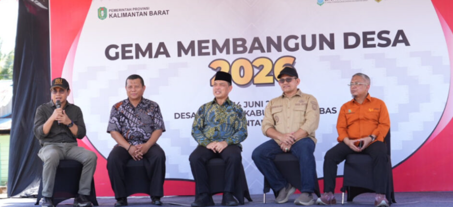 Bank Kalbar Dukung Pembangunan Desa Temajuk Sambas, Salurkan Bantuan untuk Tiga Masjid