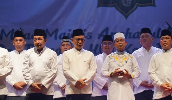 Maulid Akbar di Pontianak Diisi Doa Bersama, Persoalan Air Bersih Jadi Sorotan