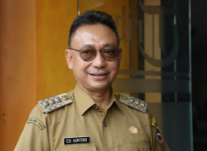 Edi Kamtono Soroti Gangguan Air Bersih dan Kerusakan Jalan di Pontianak, Warga Minta Layanan Ditingkatkan