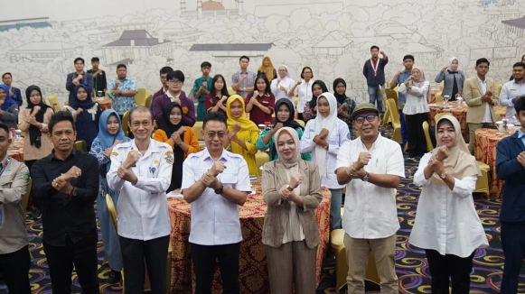 Edi Rusdi Kamtono Ingatkan Anak Muda Pontianak Waspadai Hoaks dan Provokasi di Media Sosial