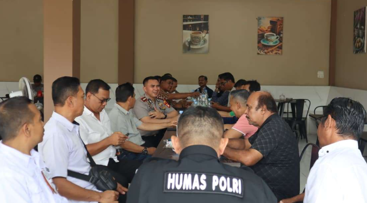 Soroti Maraknya PETI dan Karhutla Korporasi Polres Sanggau Tindak Lanjuti Aduan Masyarakat