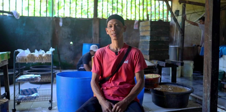 Dari 10 Kg Jadi 250 Kg Per Hari! Kisah Sukses Wahyudin, Perajin Tahu Bengkayang Binaan Bank Kalbar