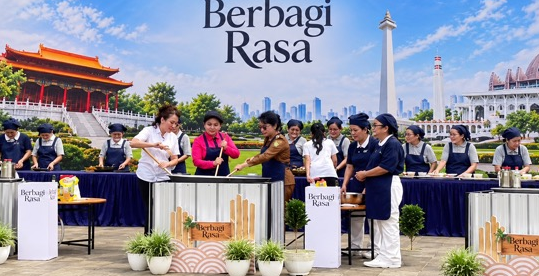 Relawan Tzu Chi Bagikan 3.000 Porsi Makanan Vegetarian Gratis di Singkawang