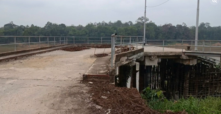 Dermaga Rp7 Miliar di Kapuas Hulu Mangkrak Sejak 2021, Kepala Desa Perigi Laporkan Kasus ke Polda Kalbar