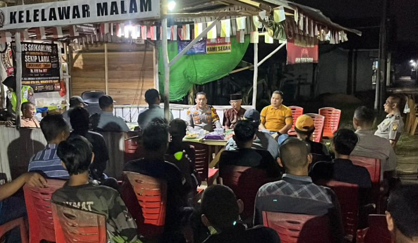 Warga Sekip Lama Singkawang Swadaya Aktifkan Pos Satkamling ATT demi Keamanan Lingkungan