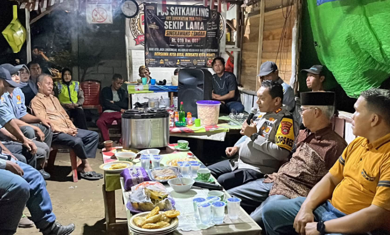 Polres Singkawang Perkuat Pengawasan Kamtibmas dan Layanan Call Center 110 di Sekip Lama