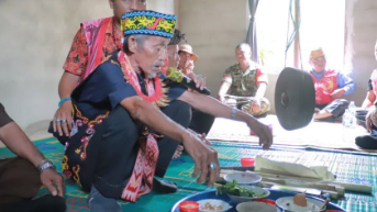 Pengukuhan Kepala Banua Kanayan Lembah Bawang Perkuat Kelembagaan dan Hukum Adat Dayak