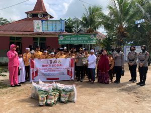 Sambut Hari Jadi,Polwan Sambangi Pesantren