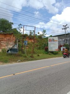 Tiang Reklame Terbengkalai Perburuk Keindahan Kota Sanggau