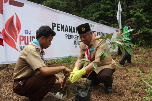 BENTUK KARAKTER DAN MENTAL MELALUI PERKEMAHAN WIRAKARYA PRAMUKA