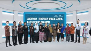 Peningkatan Dialog Antarbudaya dan Interaksi (BRIDGE) Antara Guru-guru di Australia dan Indonesia