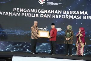 Kalbar Sabet Dua Penghargaan dari Menpan-RB