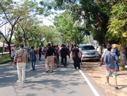 Dua Kubu TKBM Bentrok di Depan Gudang Astra Honda