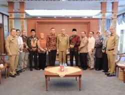 Gubernur Terima Kunjungan Ketua KPU dan Bawaslu Kalbar