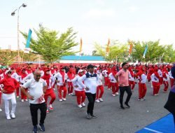 Puncak HAORNAS, Pemprov Kalbar Meriahkan Lewat Senam Bersama Masyarakat