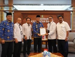 DEKLARASI PONTIANAK SINERGITAS PENGELOLAAN PESISIR, PULAU-PULAU KECIL DAN LAUT YANG TERUKUR DAN BERKELANJUTAN UNTUK EKONOMI BIRU