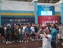 Kompetisi Basket Piala Walikota di Lapangan Perbasi Turut Dihadiri Kajari dan Ketua DPRD