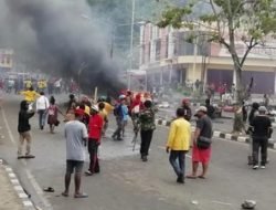 Rusuh Papua,Pj Gubernur Luka, 7 TNI Polri Cidera,25 Ruko Dibakar