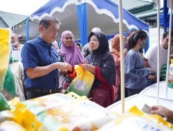Pengunjung Pasar Murah Pontianak Bisa Langsung Belanja Tanpa Kupon