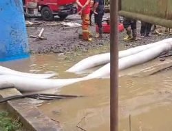 Akses Jalan Nasional Padang Panjang ke Bukittinggi Terendam Banjir Lahar Dingin