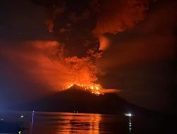 Gunung Ruang Meletus, 828 Warga Dievakuasi