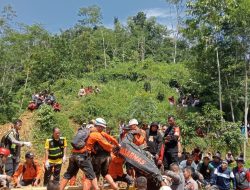 Tiga Orang Ditemukan Meninggal Akibat Tertimbun Longsor