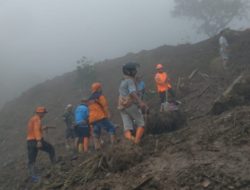 Tim Gabungan Berhasil Temukan 20 Korban Tanah Longsor