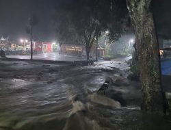 Banjir Lahar Dingin Gunung Semeru, Warga Evakuasi Mandiri