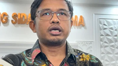 Soala Cabut Batas Usia Calon Kepala Daerah, KPU : Belum Terima File Putusan MA