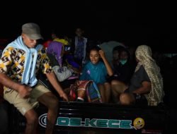 Gunungapi Ibu Erupsi, Warga Tujuh Desa Dievakuasi