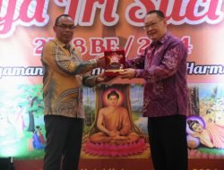 Staf Ahli Bupati Hadiri Perayaan Waisak Bersama Permabudhi Ketapang