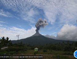 Gunungapi Lewotobi Laki-laki Lima Kali Erupsi