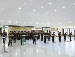 Kajati Lantik dan Ambil Sumpah Pejabat Eselon III di Wilayah Hukum Kejati Kalbar