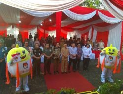 KPUD Kalbar Kenalkan Si Tengka dan Si Wangi sebagai  Maskot dan Pilkada 2024