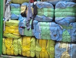 3.332 Ballpres Pakaian Bekas Impor Disita Polisi Ilegal