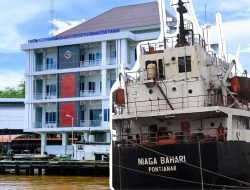 Insiden Kapal Kandas, Ungkap Dugaan Keterlibatan Oknum Pejabat KSOP Hingga Potensi Ganggu Perekonomian Kalbar