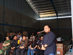 KPU Distribusikan Surat Suara  Pemilihan Gubernur dan Wakil ke 14 Kabupaten/Kota