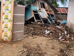 Banjir Bandang Bone Bolango Surut, Warga Lakukan Pembersihan Lingkungan