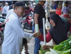 Ria Norsan Bakal Dorong Renovasi dan Penataan Drainase Pasar Pagi Putussibau
