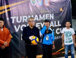 Buka Turnamen Volleyball Kalimas Cup, Sutarmidji Harapkan Voli Kembali Jadi Olahraga Andalan